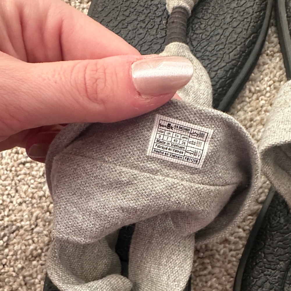 Sanuk Black and Gray Fabric Sandals - Picture 9 of 9